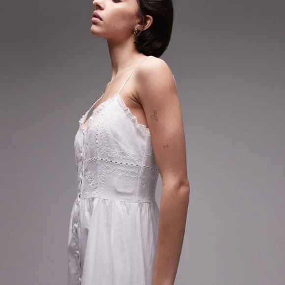 Revolve SNDYS NWT Broderie embroidered cami button maxi dress - Picture 5 of 9